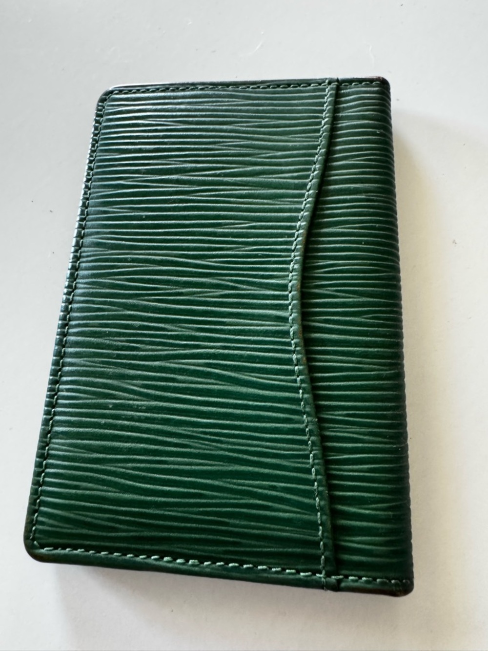 Authentic Louis Vuitton Epi Leather Card Holder - Picture 2 of 7